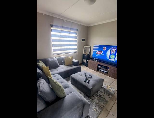 2 BEDROOM APARTMENT FOR SALE IN FLEURHOF